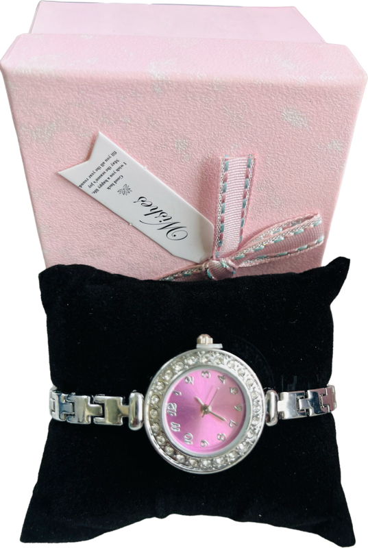 Women`s Silver Chain Link Watch