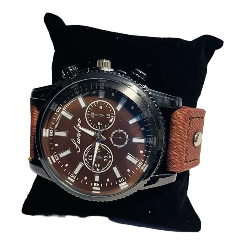 Male analog watch