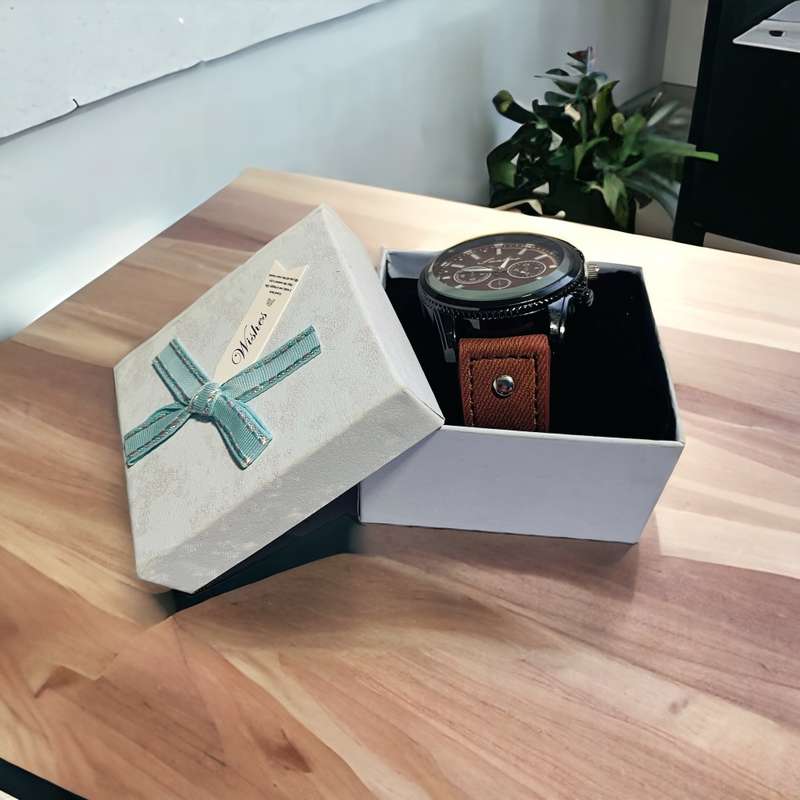 Male analog watch