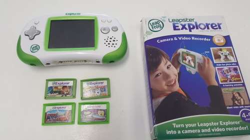 LEAP FROG LEAPSTER EXPLORER PORTABLE CONSOLE BUNDLE