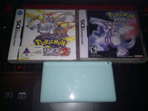 NINTENDO DS  LITE CONSOLE WITH POKEMON GAME BUNDLE