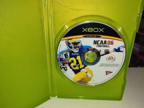 NCAA 06 Football Xbox US NTSC disc only