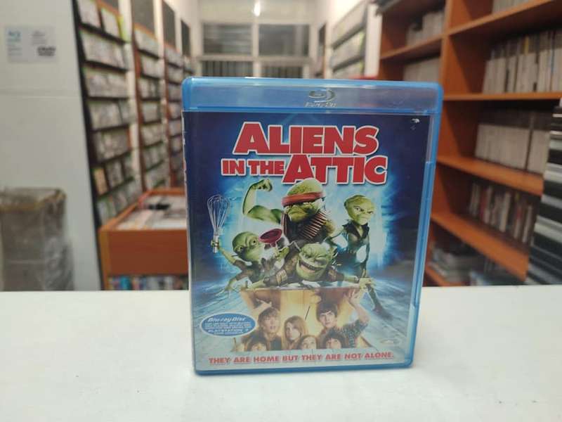Aliens in the Attic Blu Ray