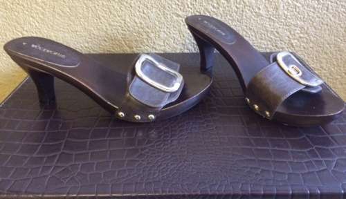 SANDALS - BROWN - WITH BUCKLE - HEELS - SHOES