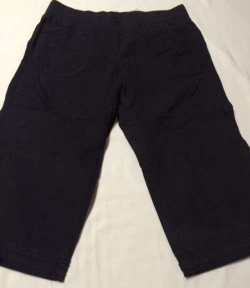 CAPRI SHORTS - SIZE 34