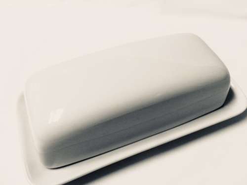 BUTTER DISH - KITCHEN ACCESSORIES
