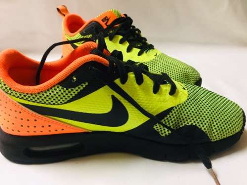 SHOES - TAKKIES - SNEAKERS - BOYS - NIKE - NIKE AIR - SIZE 3 (SA)