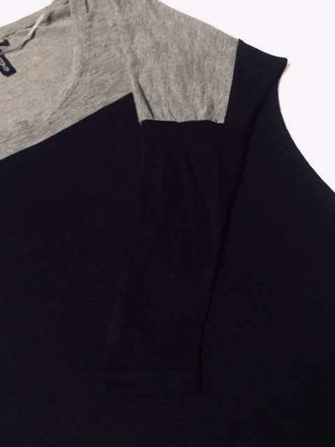 TOPS - LONG SLEEVED - SIZE X-SMALL - CLOTHING -