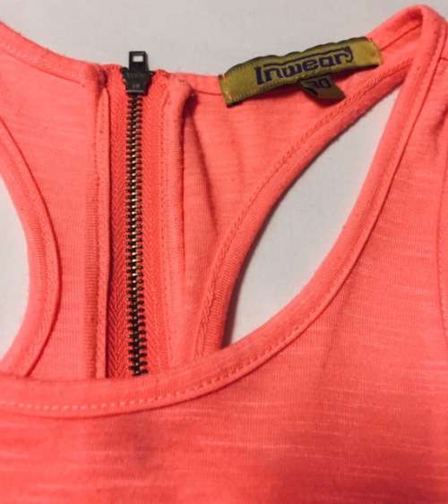 TOPS - FLOWY TOP - TEENAGE GIRL - SIZE 6 (30) - CLOTHING - LADIES - CORAL COLOUR