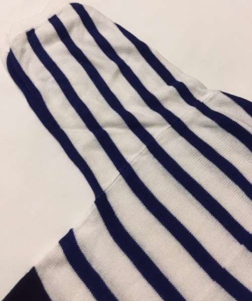 TOPS - TEENAGE GIRL - CLOTHING - LADIES - SIZE X - SMALL - BY FOREVER NEW