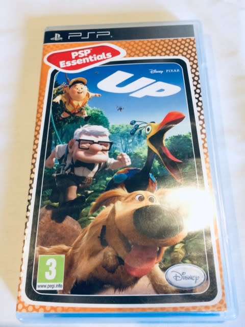UP - DISNEY PIXAR - SONY PSP - GAMING - PSP ESSENTIALS - GAMES