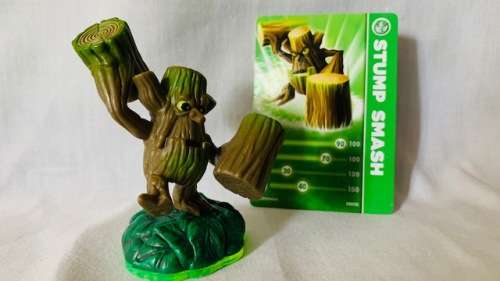 SKYLANDER FIGURINE - GAMING - GAMES - ACTION AND ADVENTURE