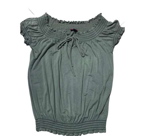 TOP - LADIES - SIZE 32
