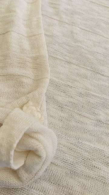DRAWSTRING TOP - CREAM - LADIES - SIZE MEDIUM