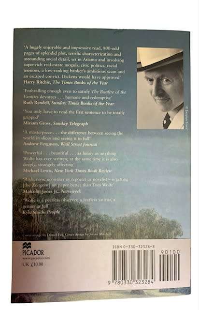 TOM WOLFE - A MAN IN FULL - NO 1 INTERNATIONAL BESTSELLER - PAPERBACK