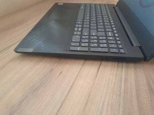 Lenovo  IdeaPad S145  Intel Core i5  10th Gen