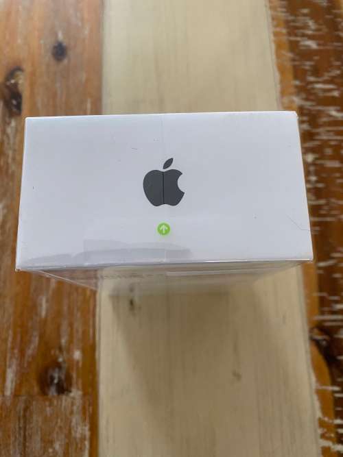 New iPhone 11 64GB in sealed box