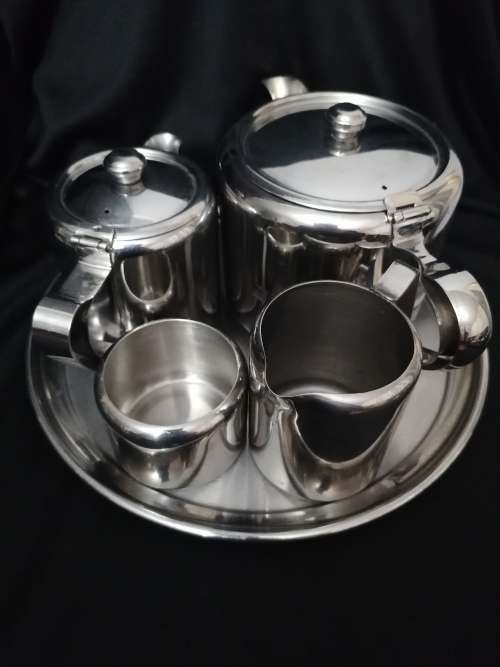Stainless steel tea/coffee set