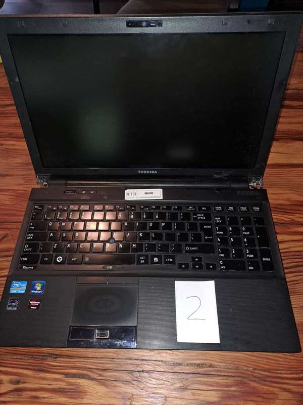 4 x Toshiba i7`s