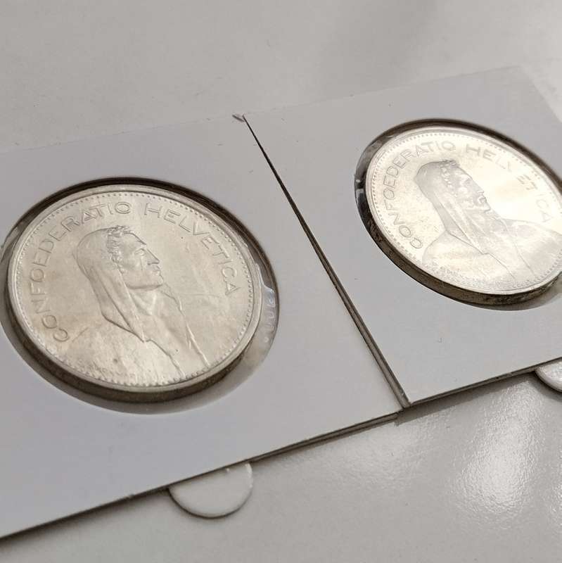 1966 and 1967 5 Swiss Francs in Flips #C0024