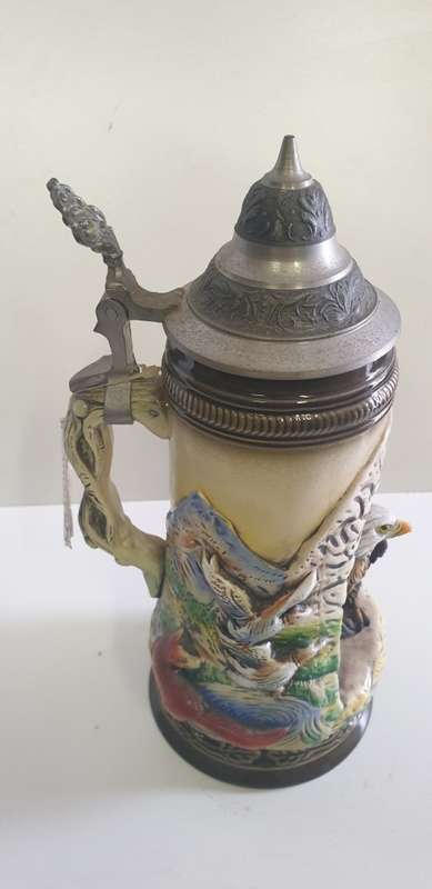 Limited edition King wildlife beer stein.  NR4770 of 10000