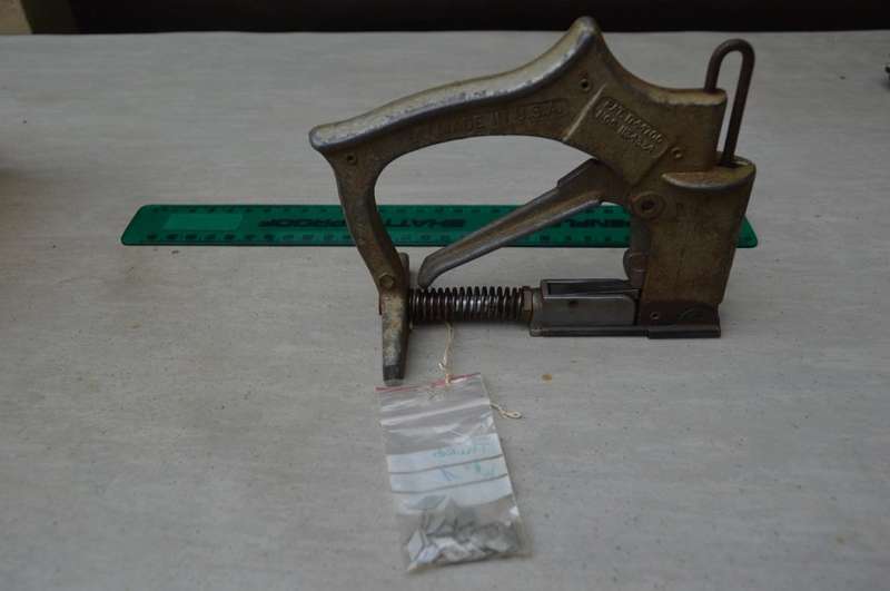 Markwell DP2 Frame stapler/Diamond Point Drive Glazing Stapler