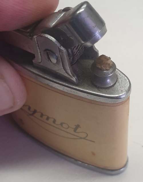 6 vintage lighters