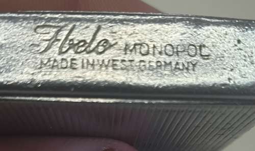 9 vintage lighters
