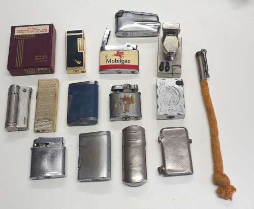 1 x lot of broken lighters.