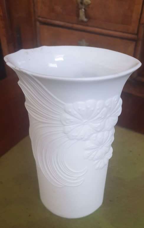Vintage Kaiser White Bisque Porcelain Vase. Signed M Frey. Number 740/7