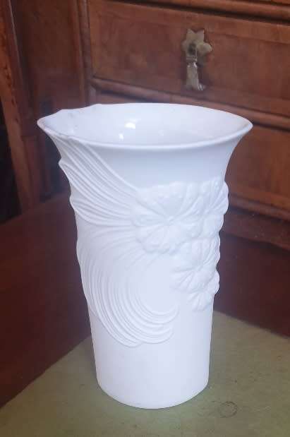 Vintage Kaiser White Bisque Porcelain Vase. Signed M Frey. Number 740/7