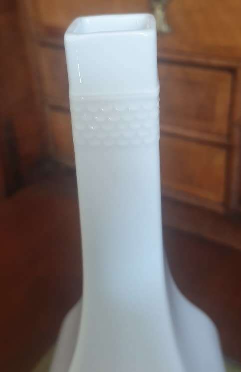 Vintage Kaiser Table Vase