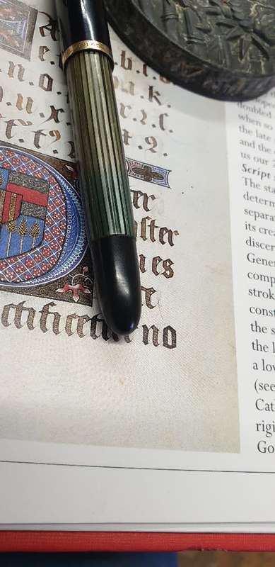 VINTAGE GERMAN PELIKAN 400 FOUTAIN PEN. 14CT GOLD NIB