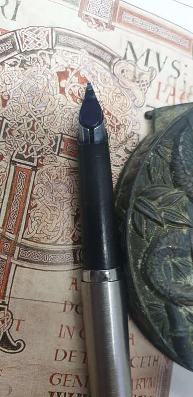 PARKER STAINLESS STEEL FOUNTAIN PEN. MADE IN USA