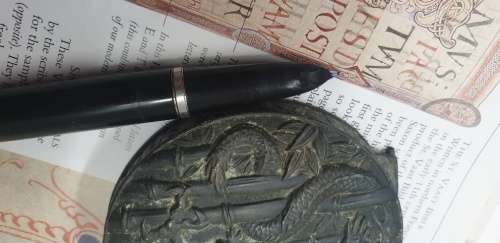 VINTAGE BLACK PARKER 21 FOUNTAIN PEN