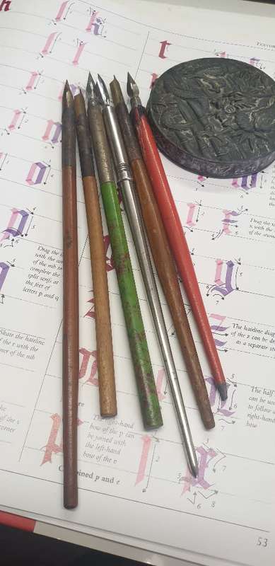 6 VINTAGE DIP PENS