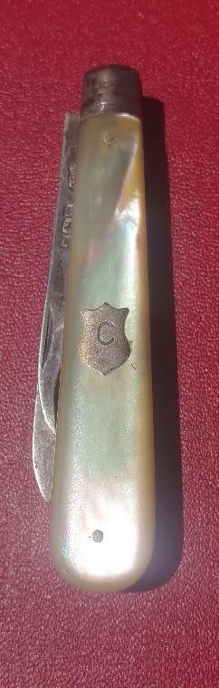 Vintage Hallmarked 1942 Harrison Brothers & Howson miniature pocket knife