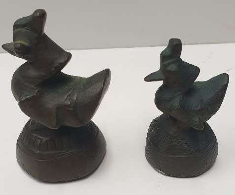 PAIR OF ANTIQUE BRONZE BURMESE BIRD OPIUM WEIGHTS