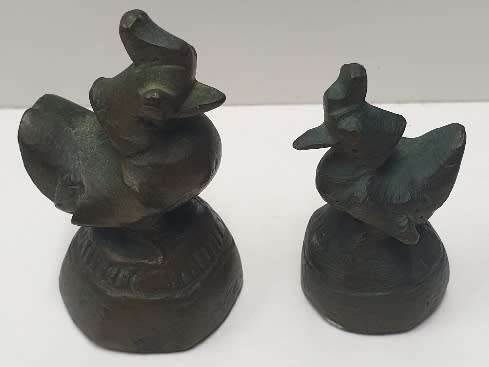 PAIR OF ANTIQUE BRONZE BURMESE BIRD OPIUM WEIGHTS