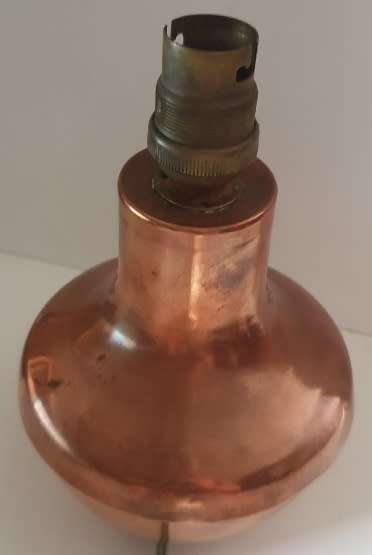 Vintage Rhodesian Sable Copperware Lamp.  ( Working )