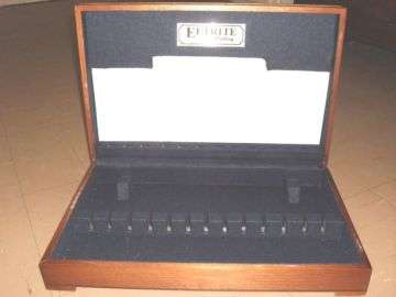 WOODEN CUTLERY BOX