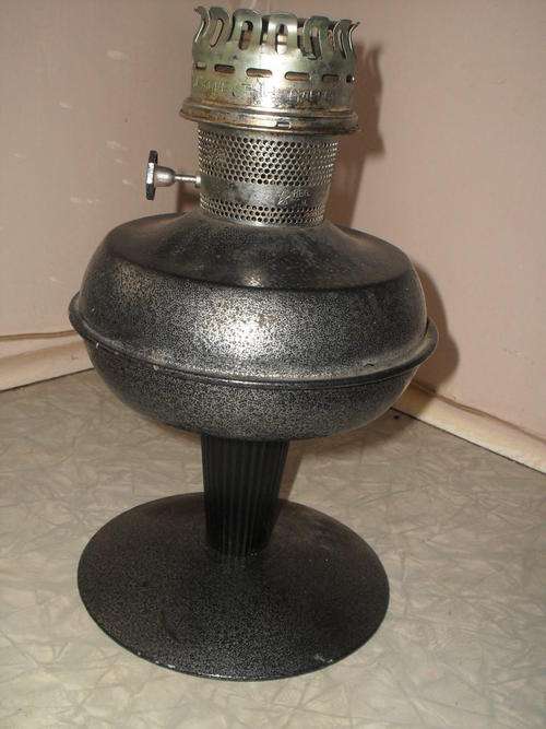 LOVELY COLLECTIBLE ALLADIN LAMP