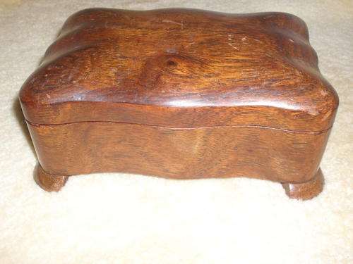 STUNNING WOODEN JEWELERY BOX. TEAK
