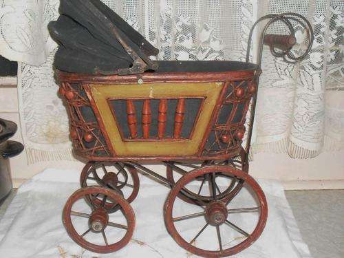 WOW!!! STUNNING ORNAMENTAL PRAM!!!