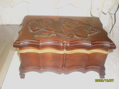 HAND CARVED WOODEN JEWELERY BOX WITH PADDED INTERIOR