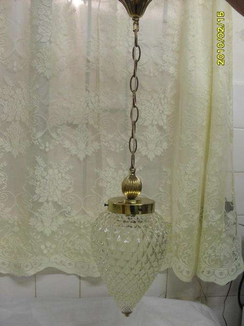STUNNING CEILING LIGHT