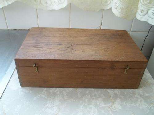 LOVELY CUTLERY BOX WITH DOVE TAIL FOR YOUR VINTAGE CUTLERY