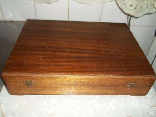 LOVELY CUTLERY BOX  FOR YOUR VINTAGE CUTLERY