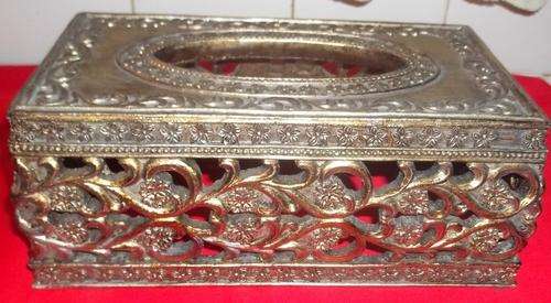 STUNNING TISSUE HOLDER. JUST LOVELY DETAIL