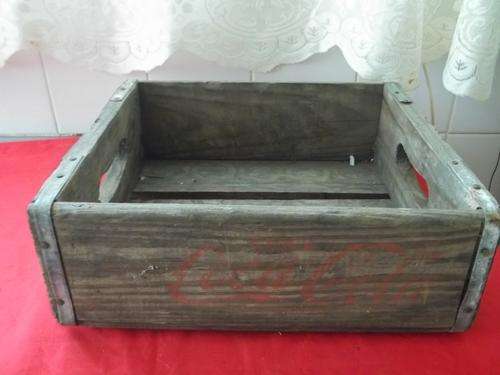 LOVELY COLLECTABLE COCA COLA WOODEN CRATE